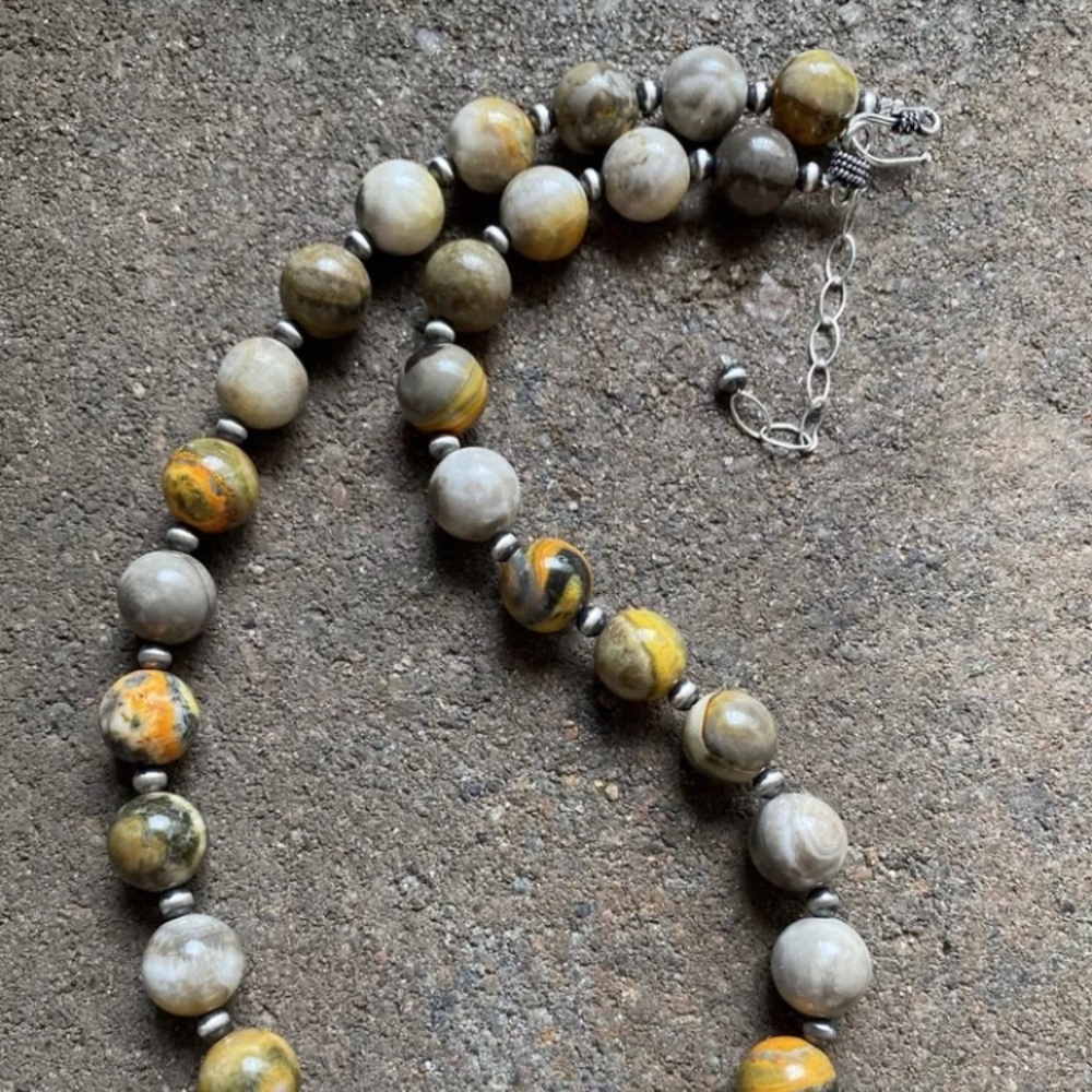 S.Silver Round Bumblebee Jasper Pearlsbeadnecklace - image 2